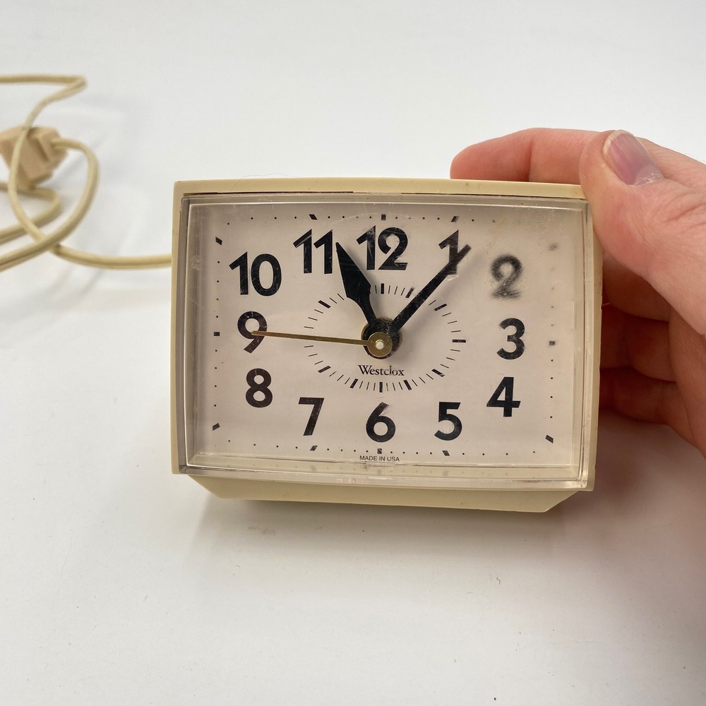 Vintage Westclox Electric Alarm Clock Cream Analog Made in USA MCM Works